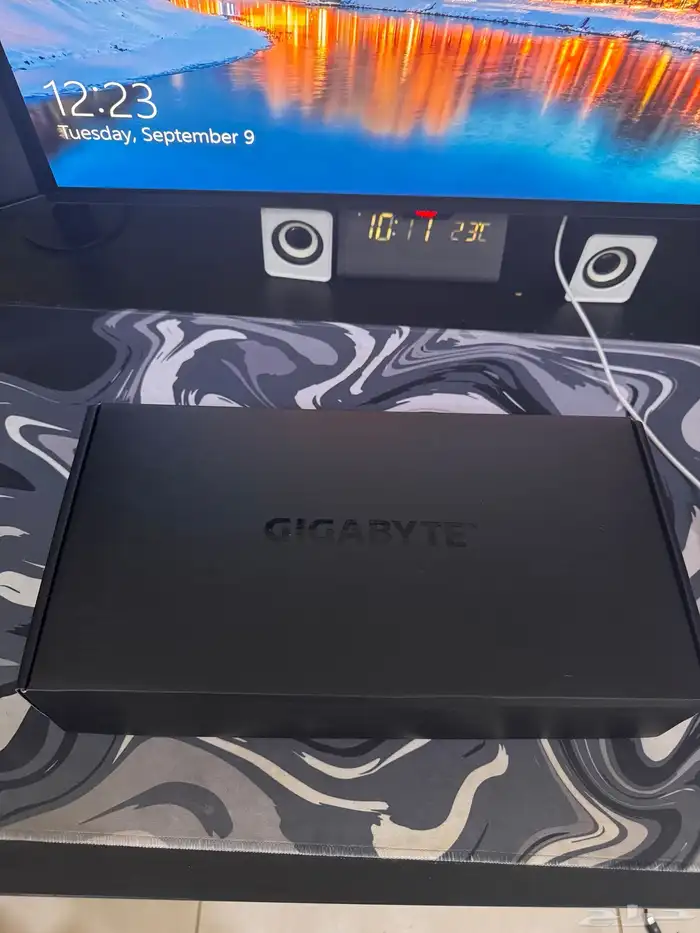 كرت RTX 4060 ti شبه جديد لون ابيض 8GB 1