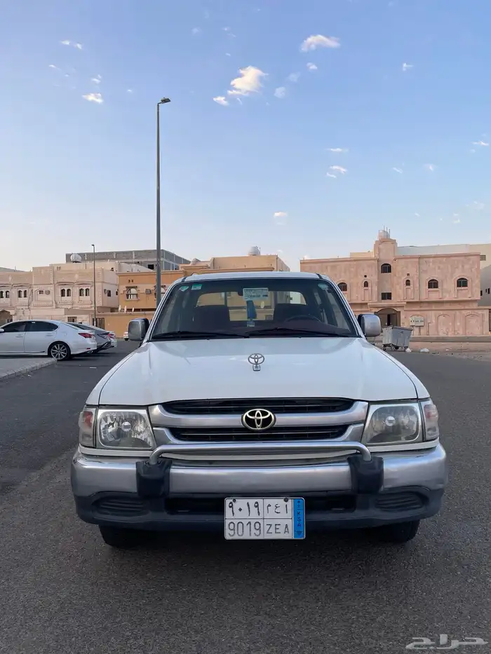 هايلوكس 2004 مخزن جديد 1