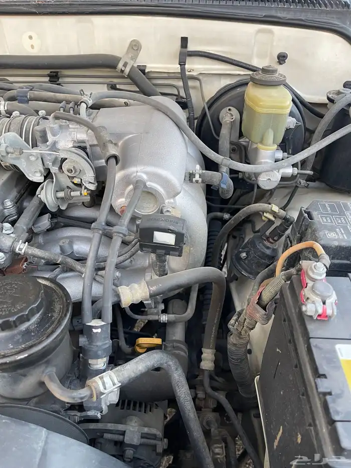 هايلوكس 2004 مخزن جديد 20