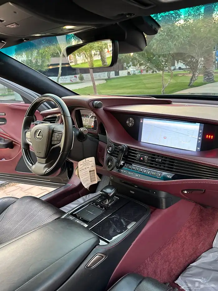 لكزس LS500 سعودي فل كامل 2018 8