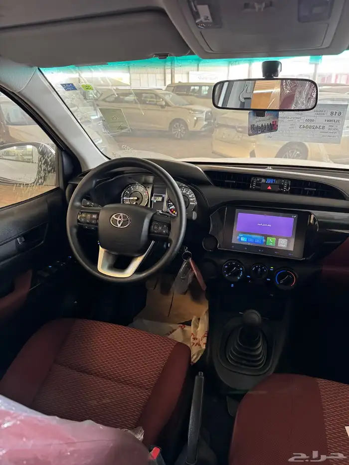 تويوتا هايلوكس GLX بنزين 2025 6