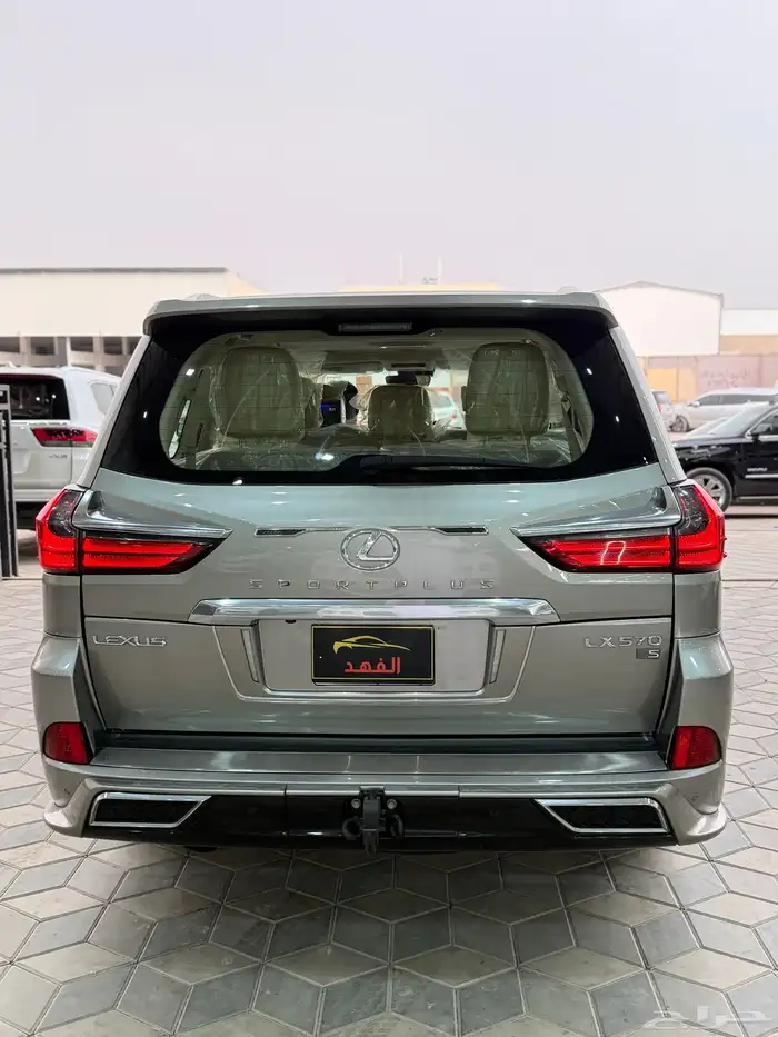 لكزس - 2018 - LX570 - فل كامل 8