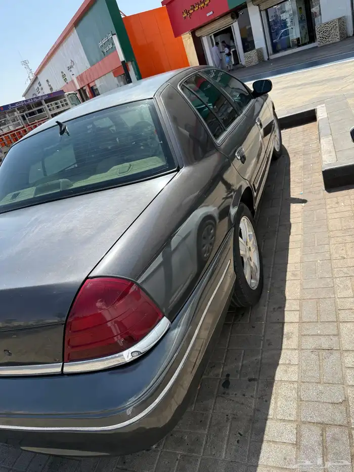 فورد فكتوريا 2004 3