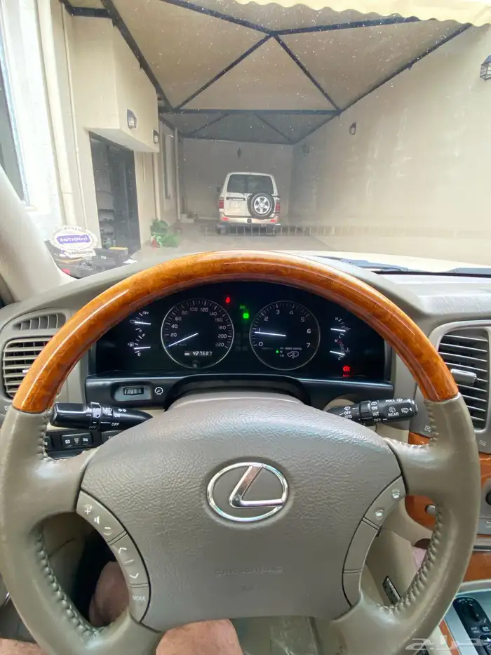 جيب لكسز LX470 موديل 2006 ماشاء الله 22