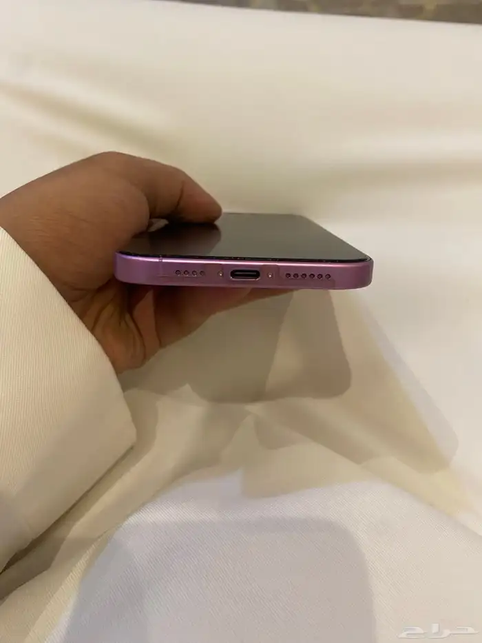 ايفون 16 4