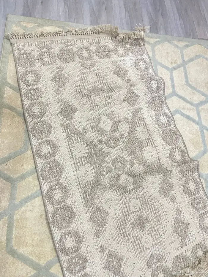 سجاد   زولية   فرشة 35 ريال 0