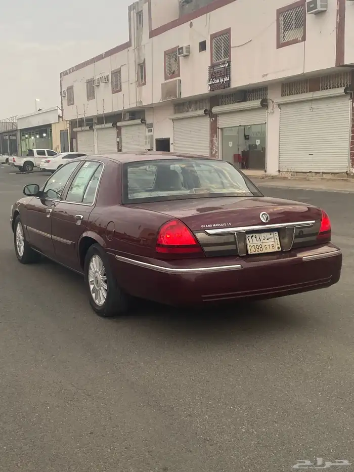 فورد جراند ماركيز 4