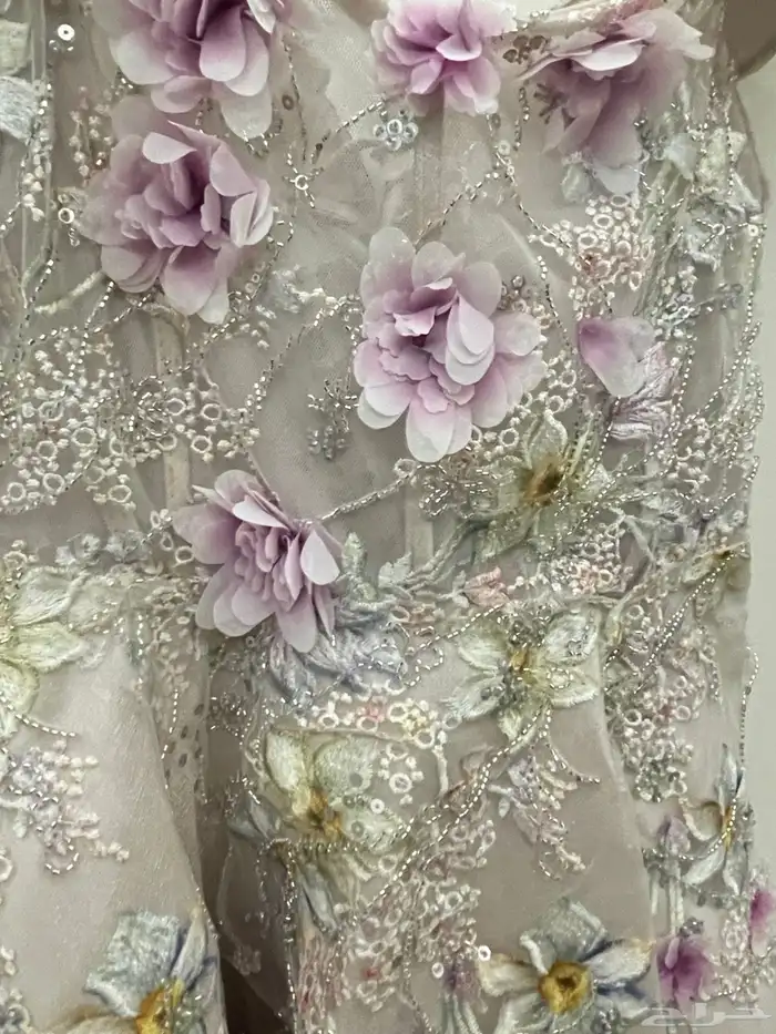 فستان زواج لبسه وحده 2