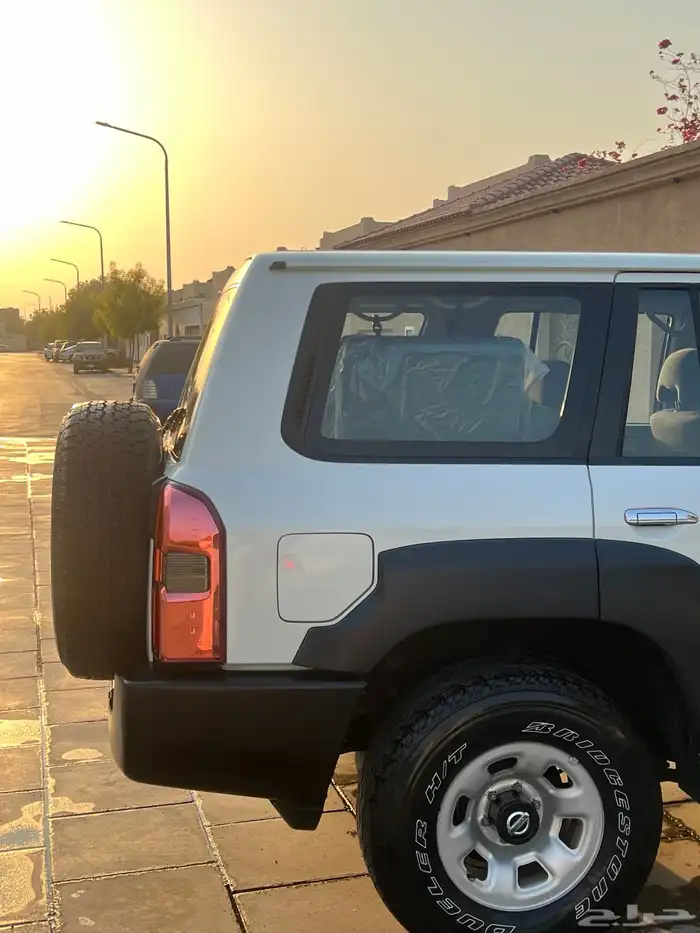 نيسان فتك 2011 GL 4800 ممشى قليل 8