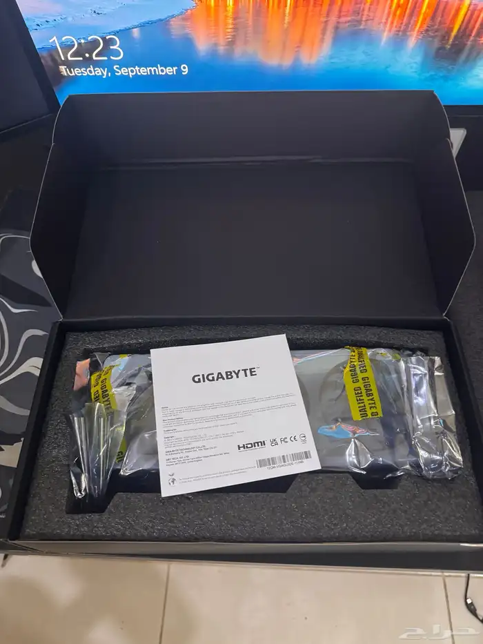 كرت RTX 4060 ti شبه جديد لون ابيض 8GB 2