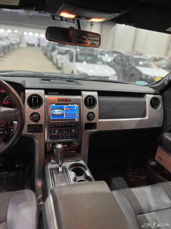 فورد F150 رابتر 2012 عداد قليل 10