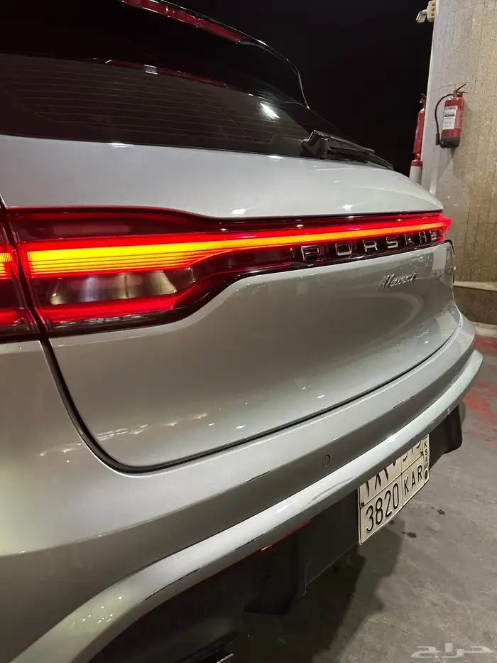بورش Macan. 2022 7