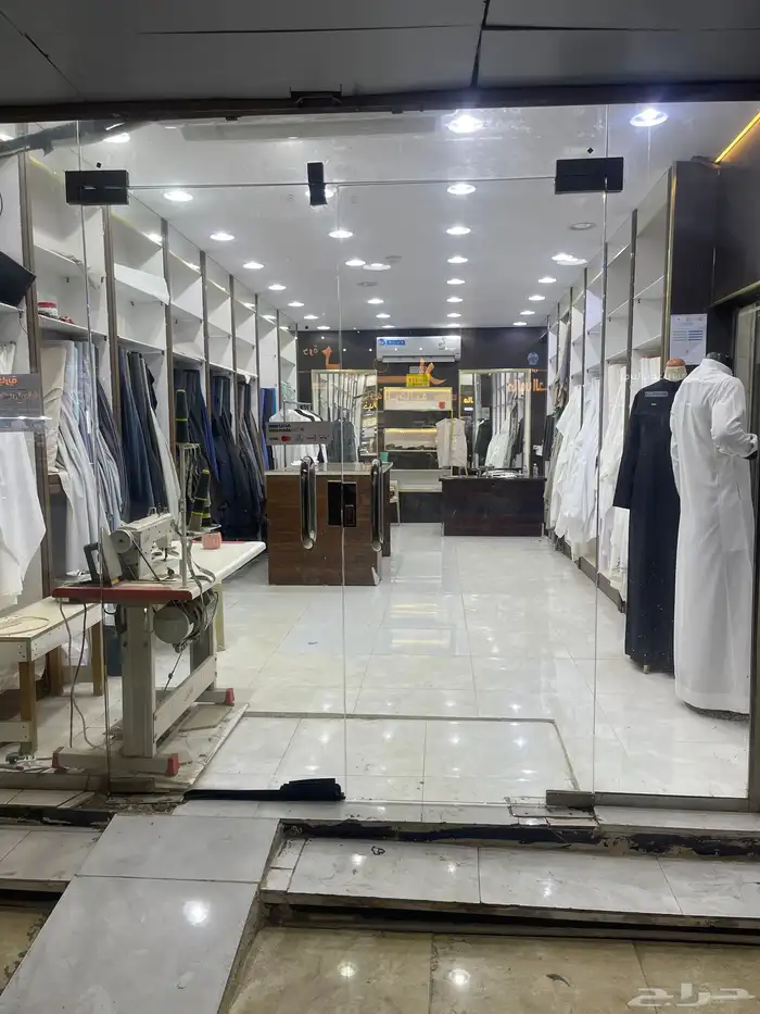 محل لتقبيل او البيع موقع المحل وسط السوق( أبوعريش) 4