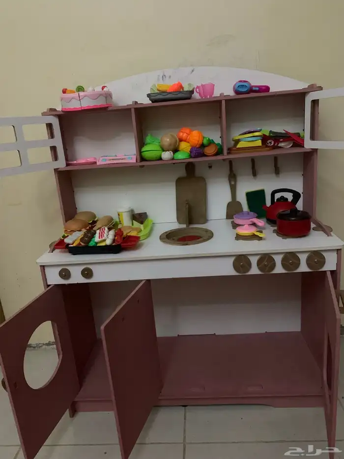 مطبخ لعبة خشبي من تركيا 1