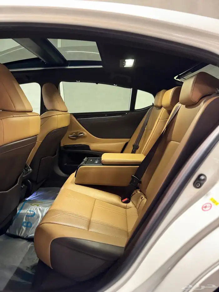 LEXUS ES 350 cc عبداللطيف جميل 16