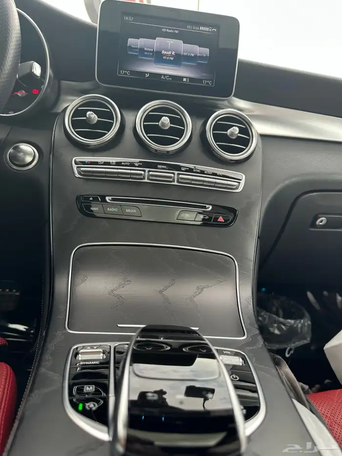 مرسيديس GLC 300 AMG كوبيه موديل 2019 ممشى قليل استخدام نظيف 12