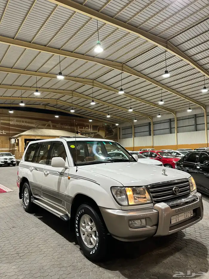 لاندكروزر 2004 GXR 2 . فتحة ( نادر ومميز ) 2