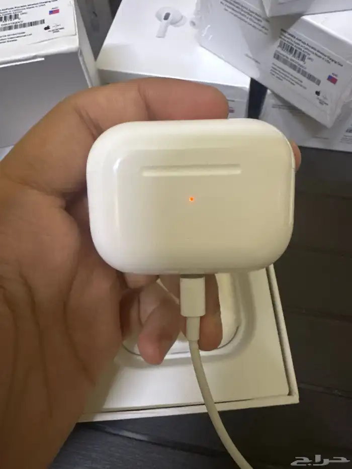 سماعه شبيه الابل نفس الموصفات مطابقه 12