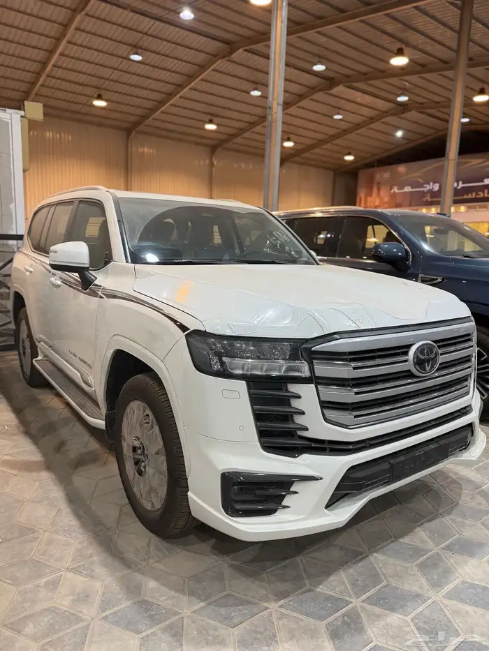 متوفر لاندكروزر جكسار رقم 5 خليجي 2025 اصفار 2