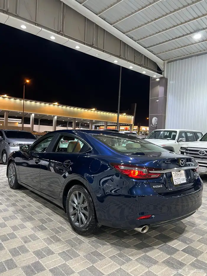 للبيع مازدا زوم 6 2023 نظيف 7