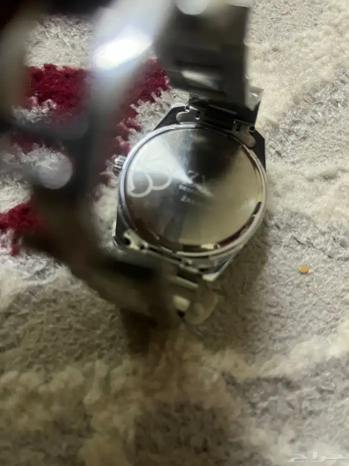 ساعه للبيع 1