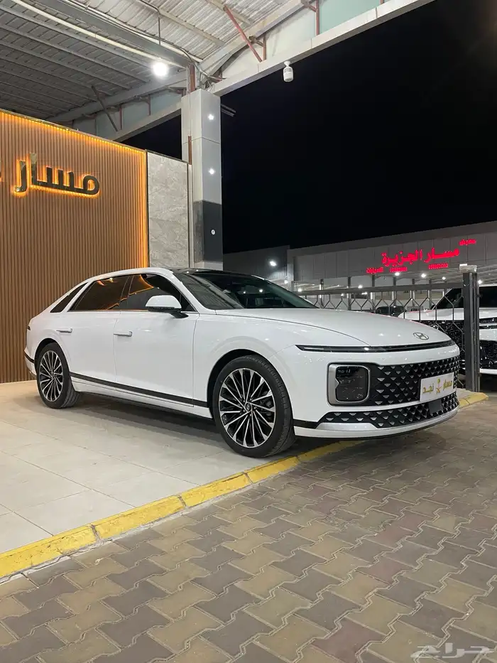 ازيرا موديل 2023 نص فل 4