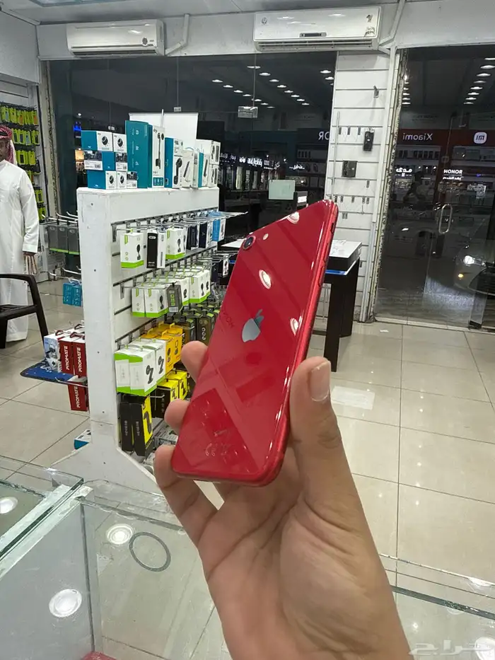 ايفون SE للبيع مستعمل 1