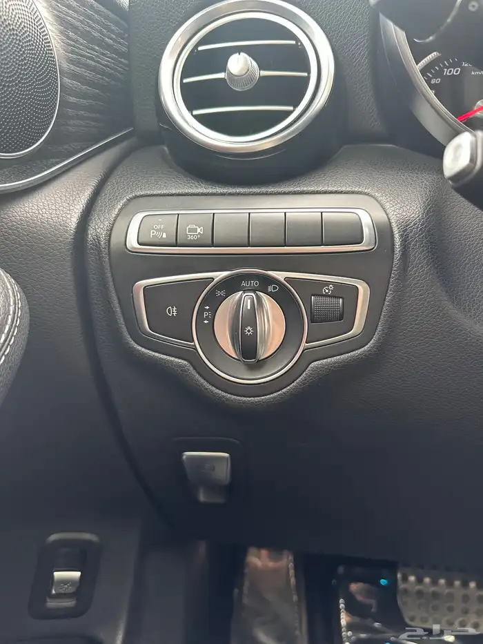 مرسيديس GLC 300 AMG كوبيه موديل 2019 ممشى قليل استخدام نظيف 11
