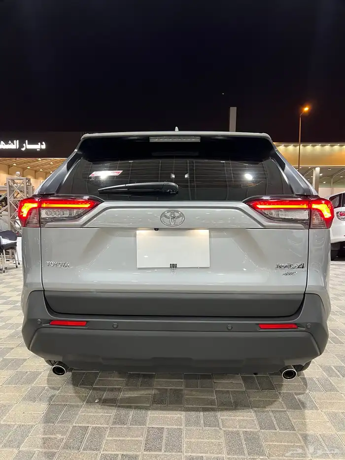 للبيع تويوتا رافور 2024 دبل نظيف 4