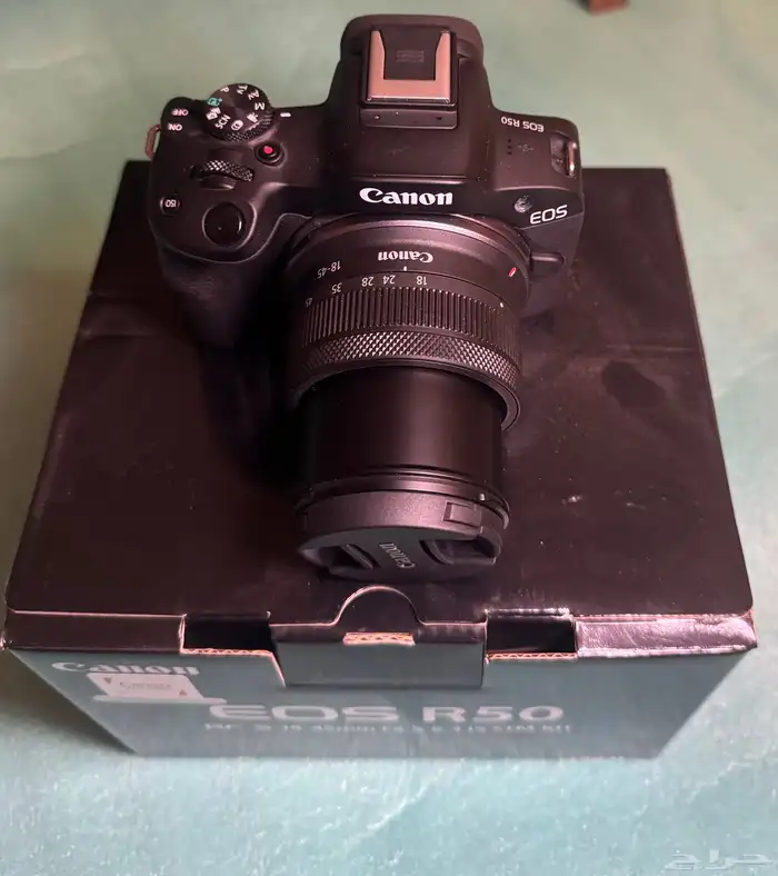 canon r50 بكامل ملحقاتها 1