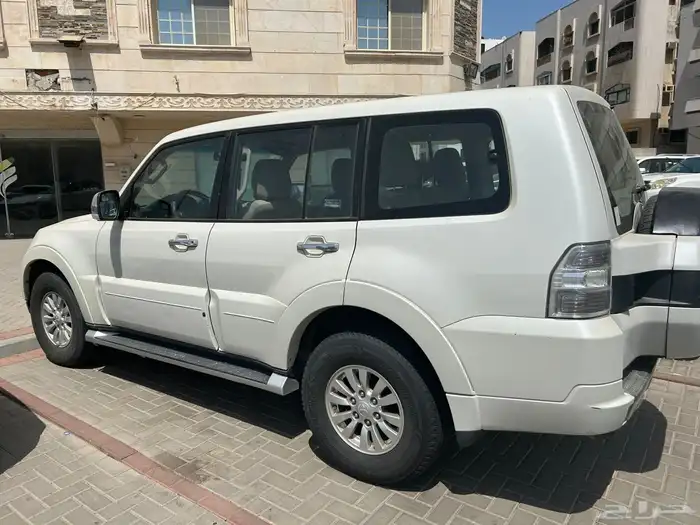 باجيرو 2015 3