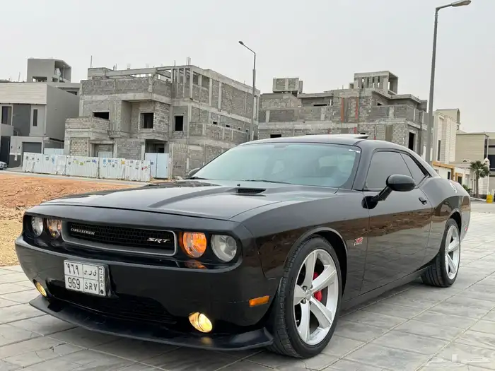 دوج تشالنجر SRT 6.4 3