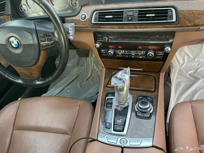بي ام دبليو 730 10