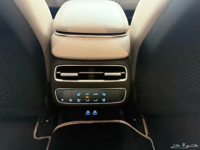 للاستيراد من كوريا _ Gv70 _2025 10