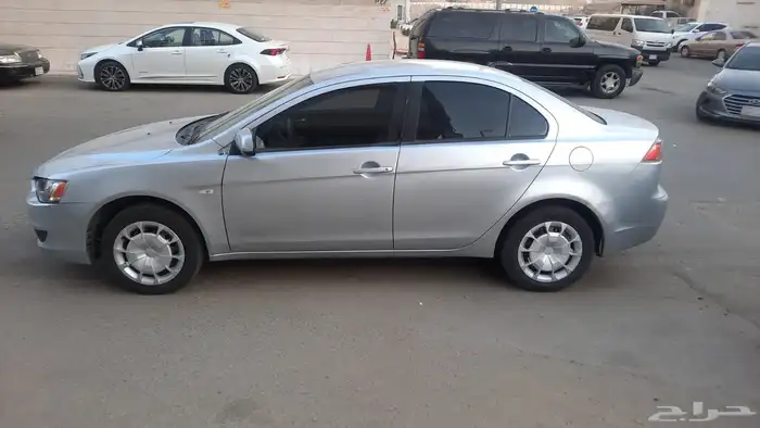 ميستوبيشي لانسر 8
