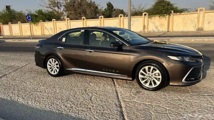 تويوتا كامري GLE 2021 3