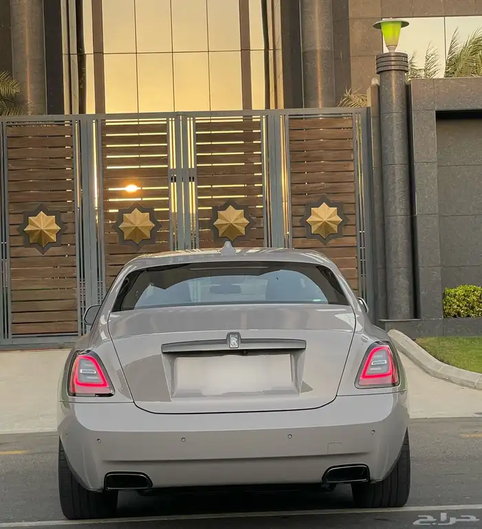 روز رويس - قوست - 2023 - Black Badge 11