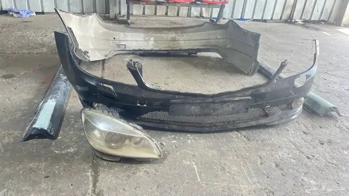 مرسيدس c200 صدام امامي وخلفي واسطبات خلفيه 1