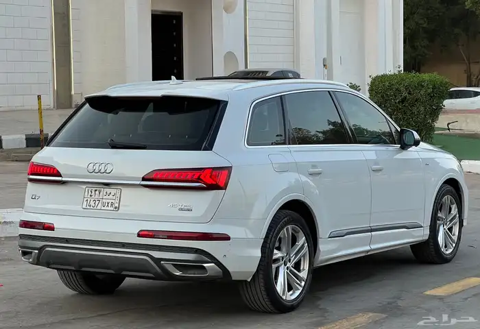 اودي Q7 2022 (بحالة ممتازة) 4