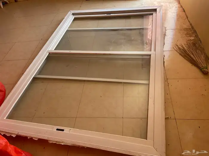 نافذه طولها 140 وعرضها مترين 0