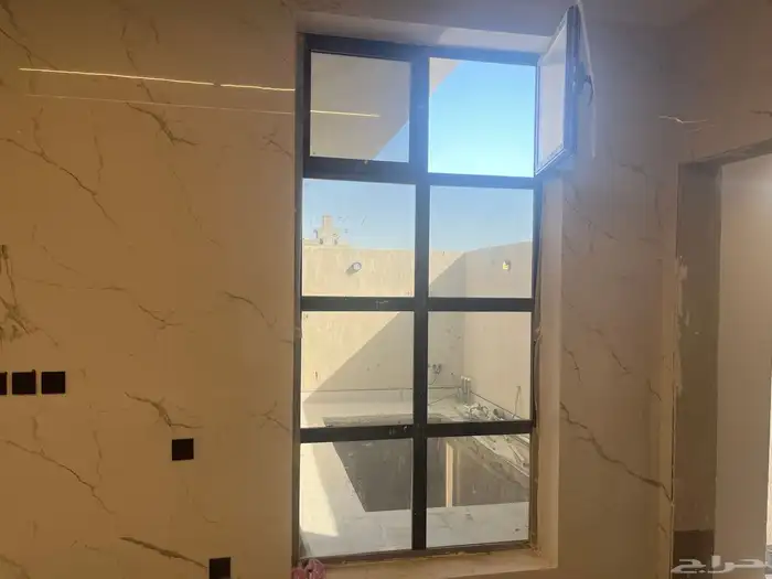 ورشة المنيوم 6