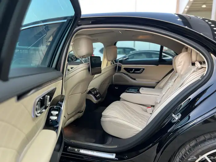 مرسيدس S500 فل كامل موديل 2021 18