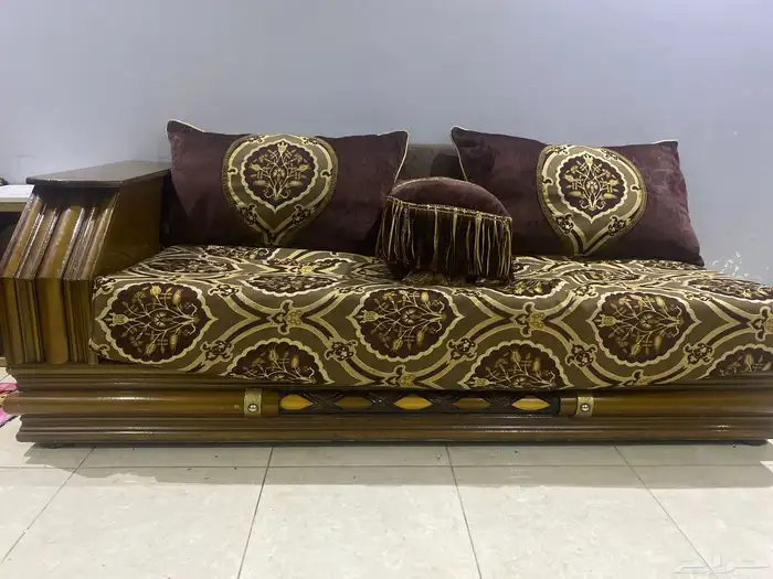 كنب نظيف للبيع 600 نهايته 1
