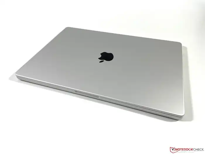 Apple MacBook Pro m1 max 16 inch 1