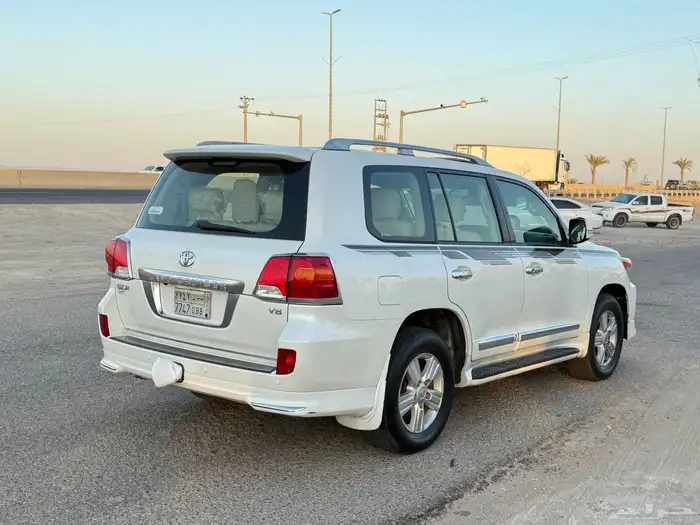 مفخره جيب جي اكس ار فل كامل 2012 بريمي 4
