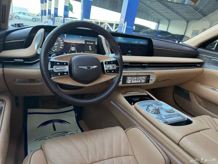 جنسس رويال G90 2023 عداد 8 الاف على الضمان 10