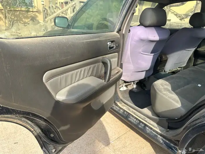 نيسان جلوريا 7