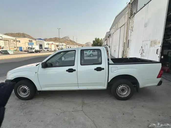 ايسوزو غمارتين ديزل 2012 2
