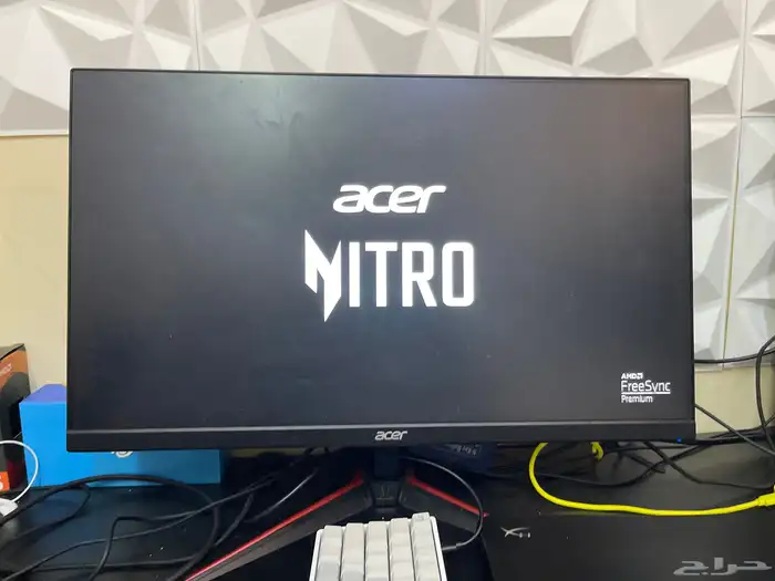 شاشه ايسر 180 هرتز او فريم شاشه قويه شريتها من جرير 1