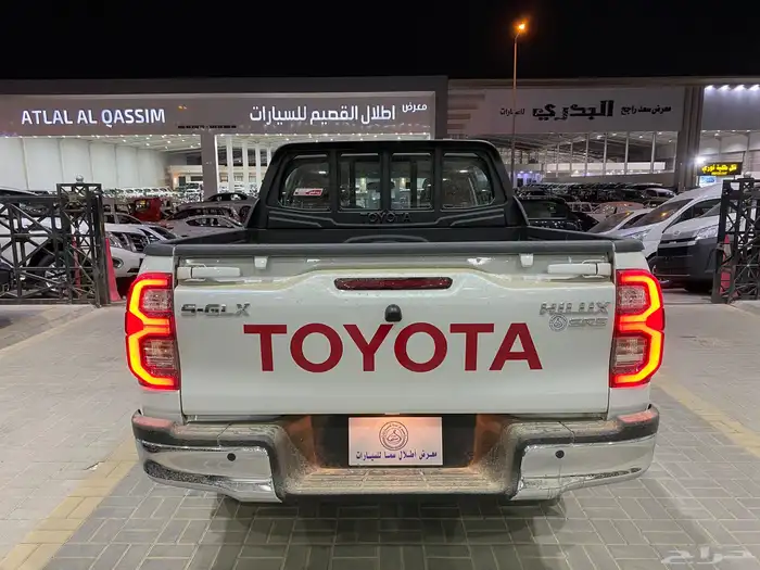 تويوتا هايلوكس 2025 سعودي بنزين لوحات 6